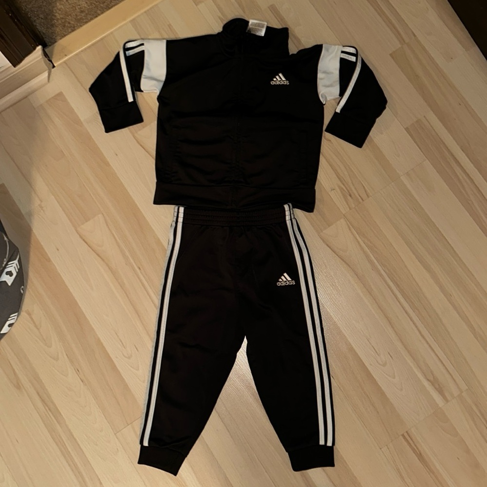 Adidas Toddler Jogger Outfit Size 18 months